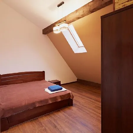 Na Mytniy Hotel Lviv
