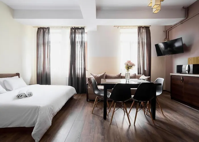 Na Mytniy Hotel Leopoli