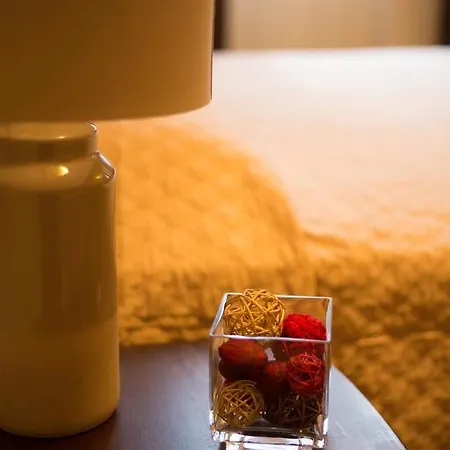 Na Mytniy 호텔 리비프