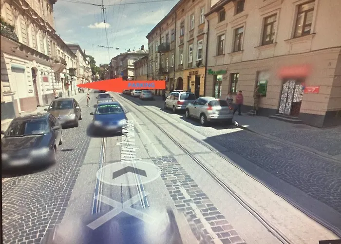 מלון Na Mytniy 3*